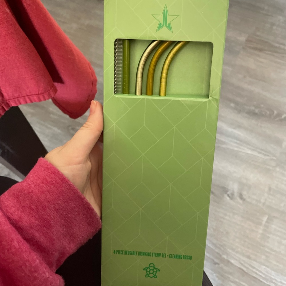 Brand new Jeffrey star reusable straws